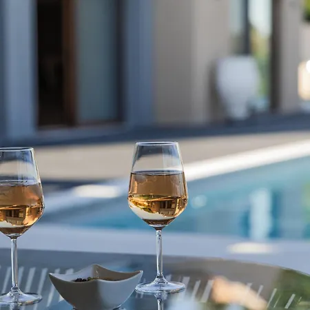Athina Corfu - 4 Bedrooms * Κυνοπιάστες