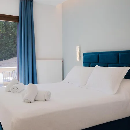 Villa Athina Corfu - 4 Bedrooms *