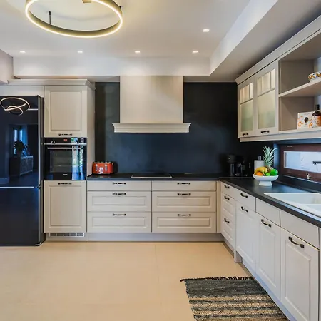 Athina Corfu - 4 Bedrooms Villa